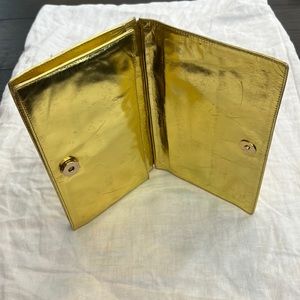 VINTAGE gold metallic Ferragamo clutch 🎊